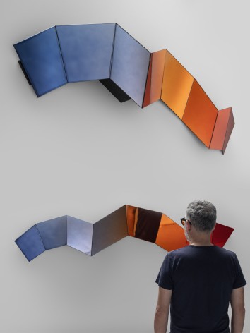 Movie mirror